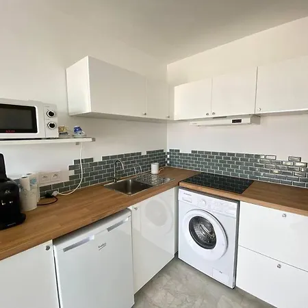 06at2 - Cosy Seaside T2 Ideally Located * أنتيب