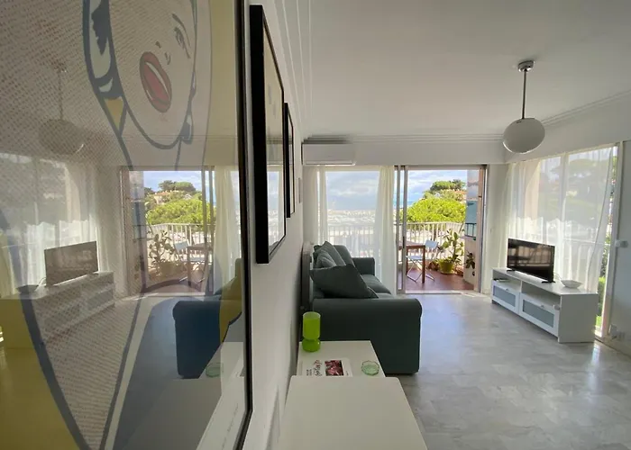 06at2 - Cosy Seaside T2 Ideally Located Antibes